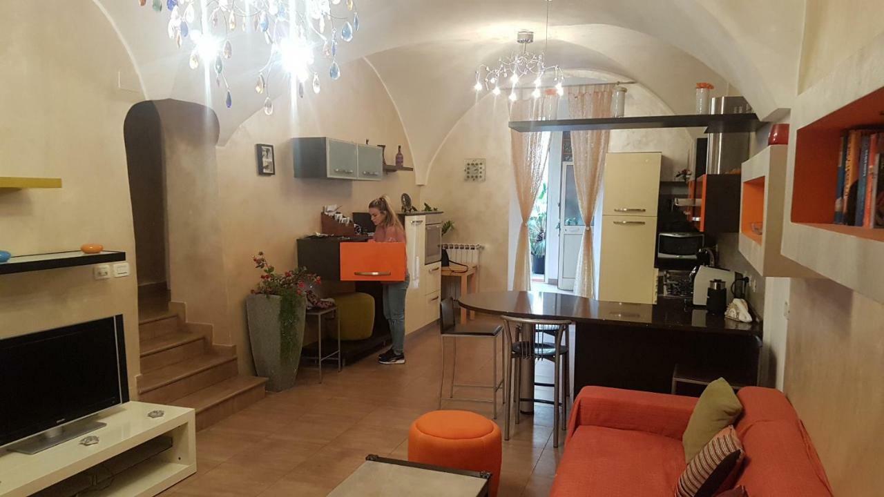 B&B Алассио Экстерьер фото