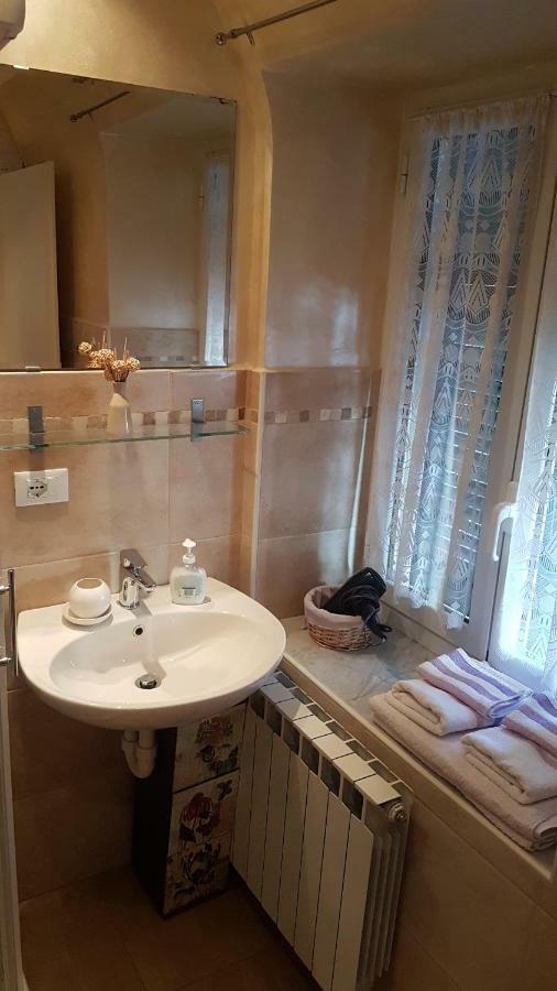 B&B Алассио Экстерьер фото